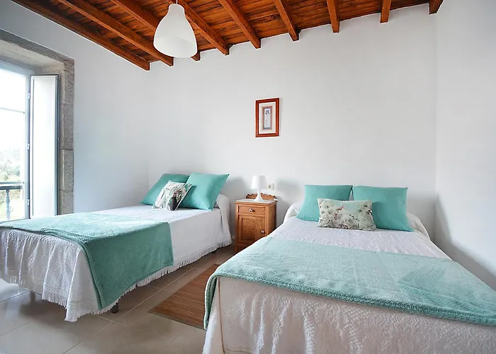 Casa En Muros Con Preciosas Vistas Al Mar